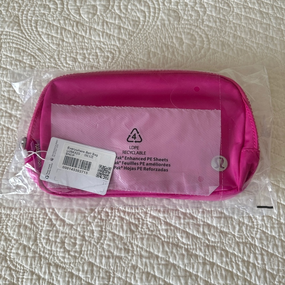 Sonic Pink Lululemon 1L Everywhere Belt Bag Extended Strap NWT - Picture 2 of 12